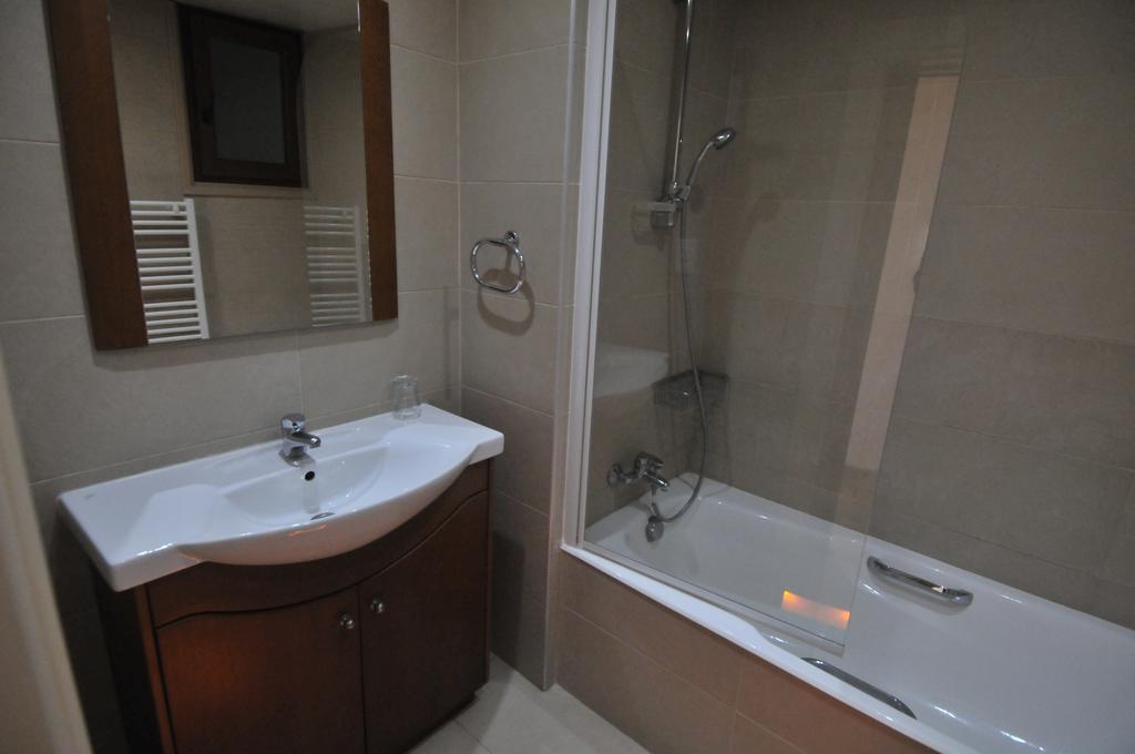 Ithaki Phinikoudes Apartment No. 102 Larnaka Zimmer foto